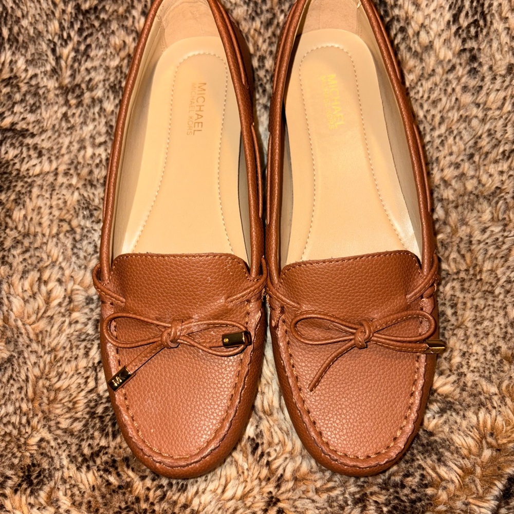 Michael Kors Tan Leather Loafers size 7